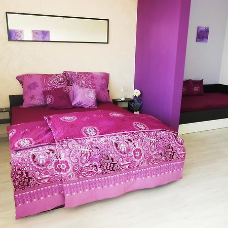 Apartments 4U Center + Free Parking Olomouc Esterno foto