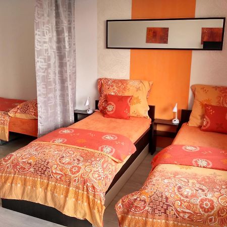 Apartments 4U Center + Free Parking Olomouc Esterno foto