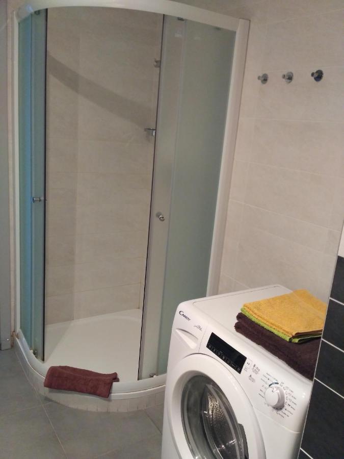 Apartments 4U Center + Free Parking Olomouc Esterno foto